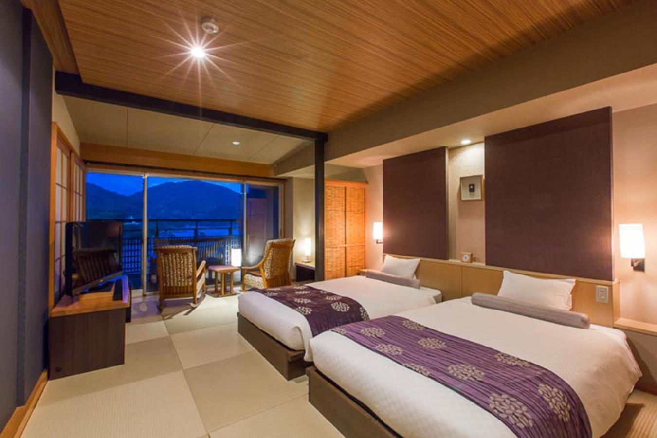 มิงิวะเท โอจิ โคจิ Hotel Tomo ภายนอก รูปภาพ
