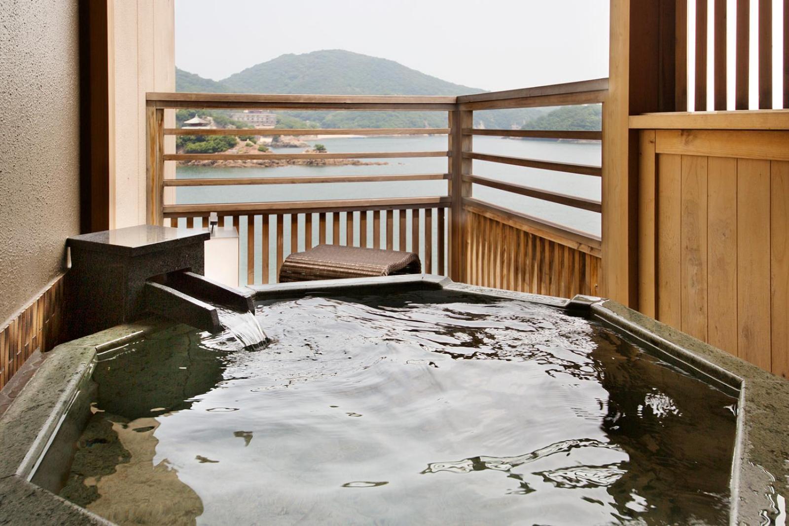 มิงิวะเท โอจิ โคจิ Hotel Tomo ภายนอก รูปภาพ