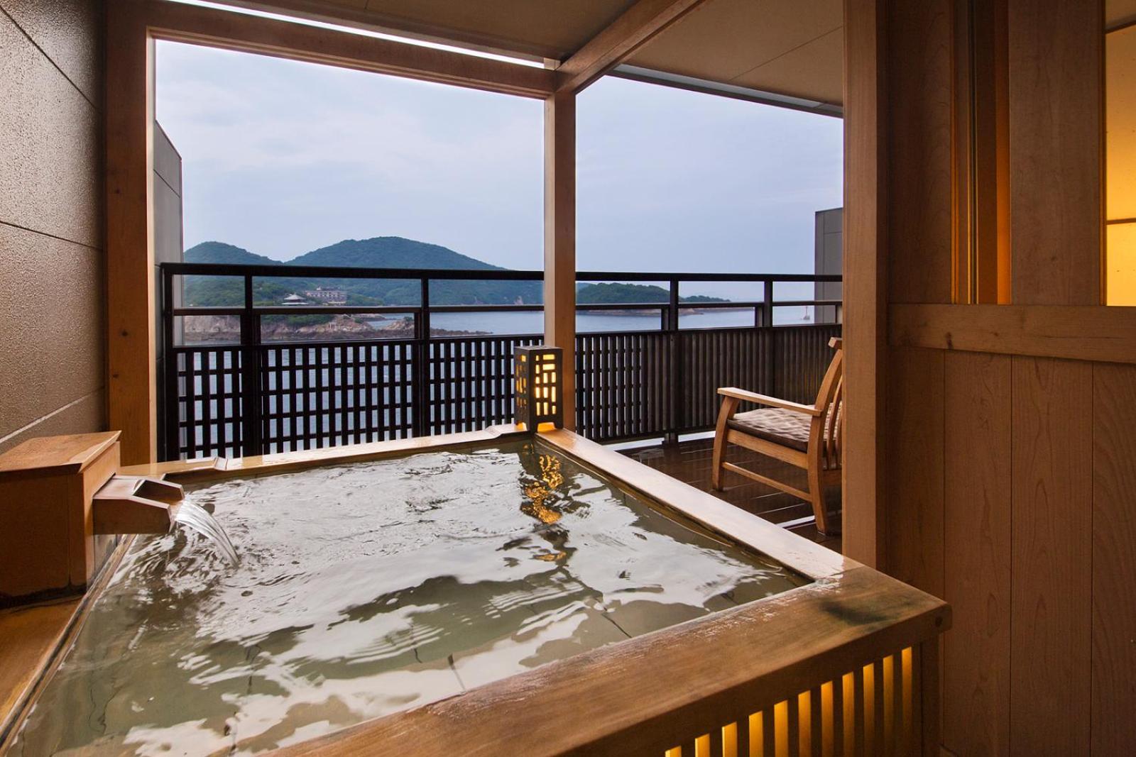 มิงิวะเท โอจิ โคจิ Hotel Tomo ภายนอก รูปภาพ