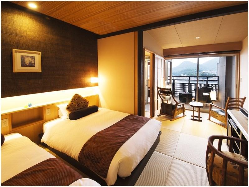 มิงิวะเท โอจิ โคจิ Hotel Tomo ภายนอก รูปภาพ